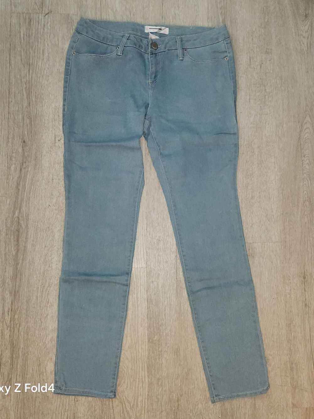 Oh Women’s Pale Blue Skinny Jeans Size 13